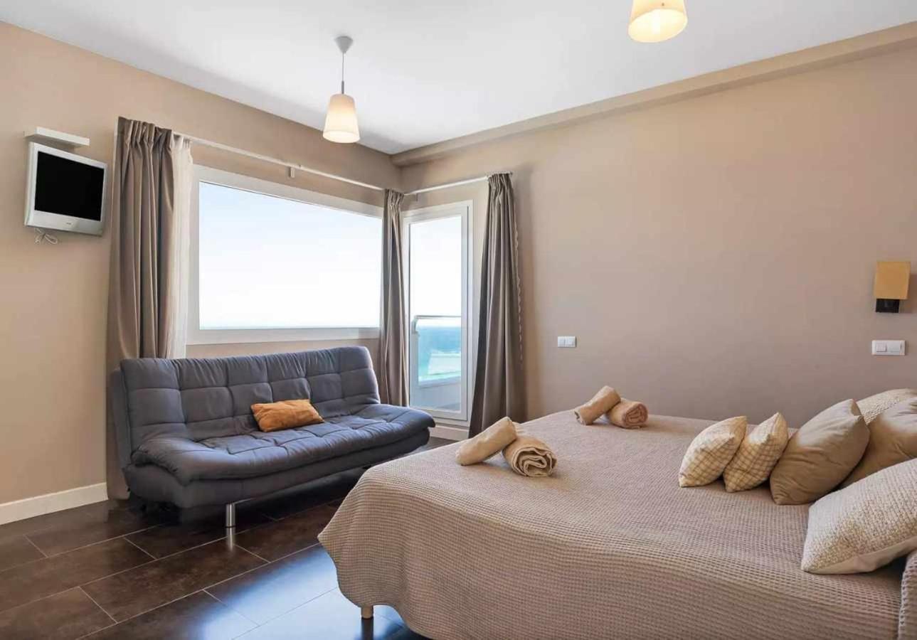 Lujosa Villa Piscina 25 Metros Suit 60M2 Spa Sauna サアラ・デ・ロス・アトゥネス エクステリア 写真